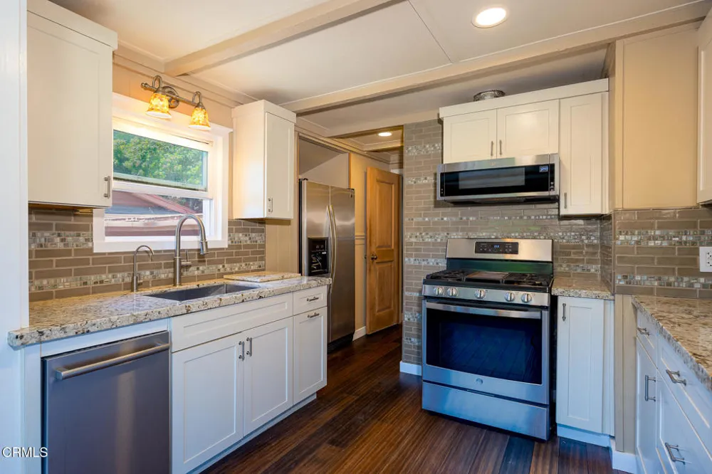 8111 Santa Ana Road Ventura, CA 93001