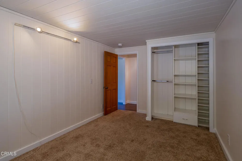 8111 Santa Ana Road Ventura, CA 93001