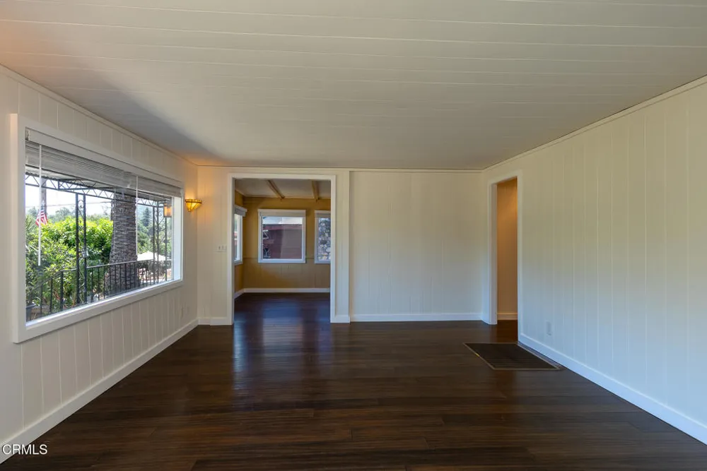 8111 Santa Ana Road Ventura, CA 93001