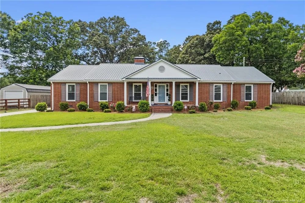 407 Main Street Street Raeford, NC 28376