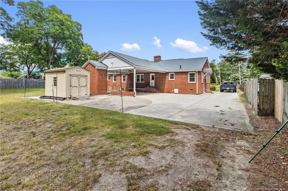 407 Main Street Street Raeford, NC 28376