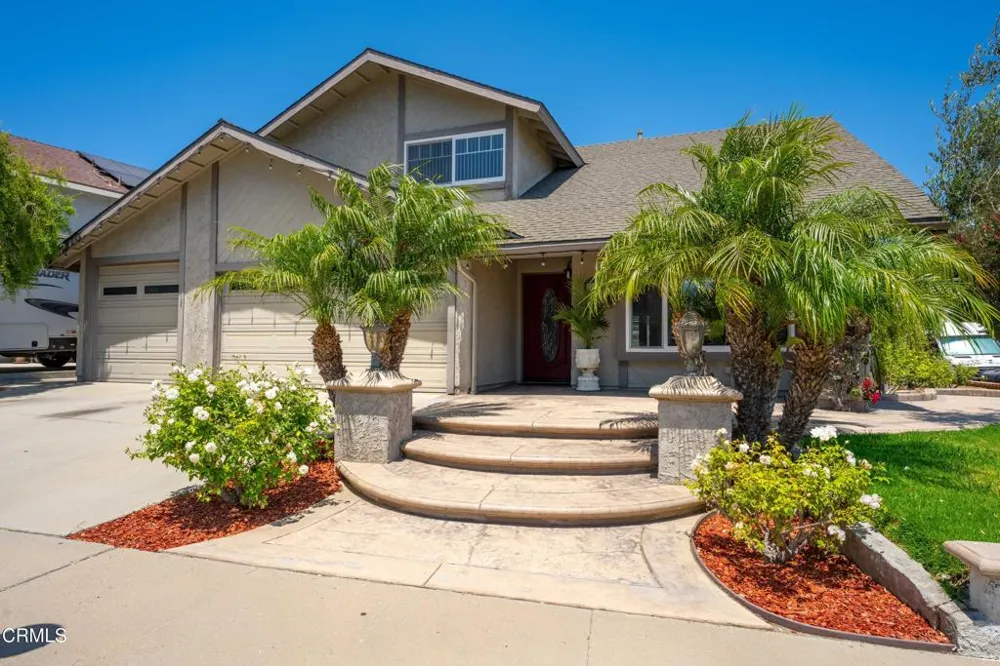 2292 Buffalo Avenue Ventura, CA 93003