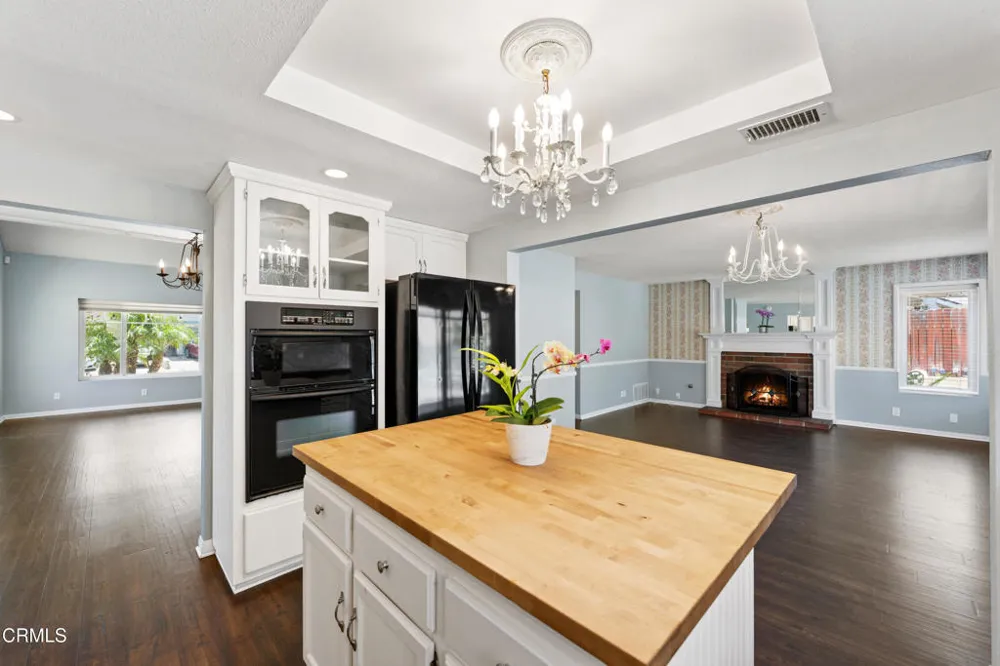 2292 Buffalo Avenue Ventura, CA 93003