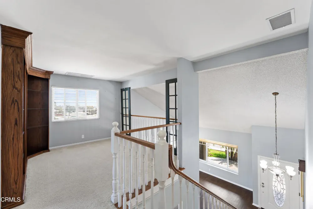 2292 Buffalo Avenue Ventura, CA 93003