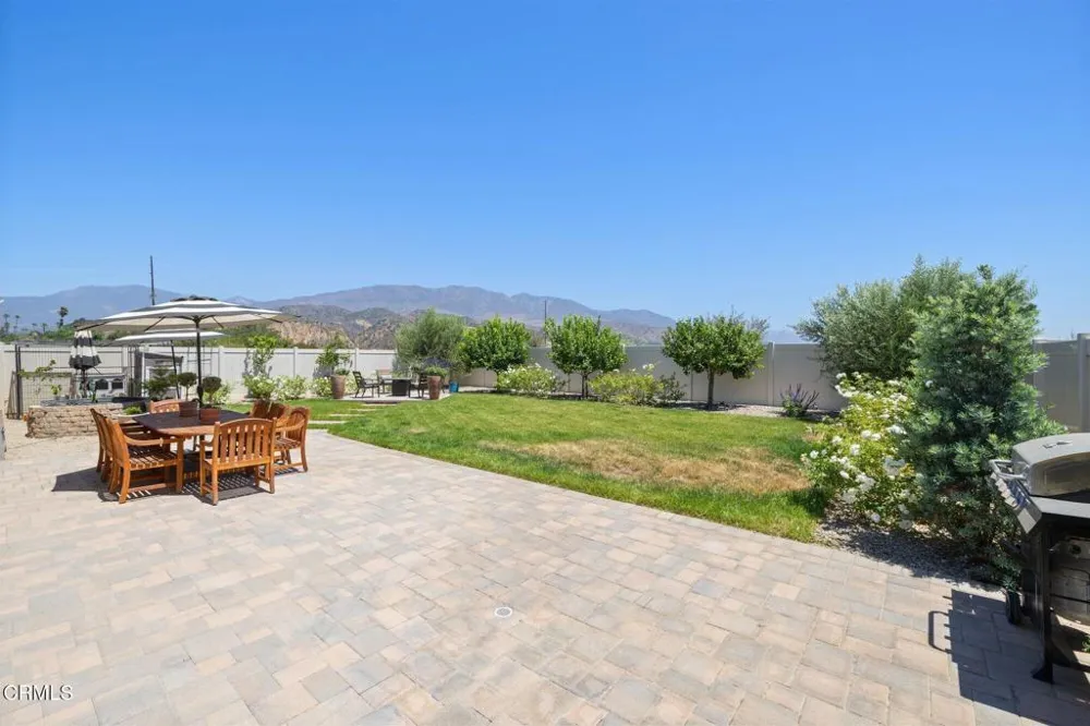 319 Grant Line Street Santa Paula, CA 93060