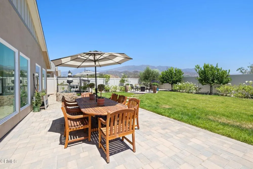 319 Grant Line Street Santa Paula, CA 93060