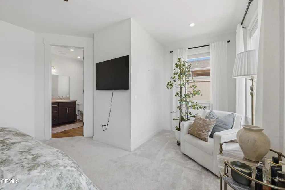 319 Grant Line Street Santa Paula, CA 93060