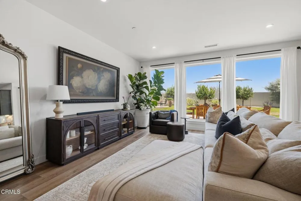 319 Grant Line Street Santa Paula, CA 93060