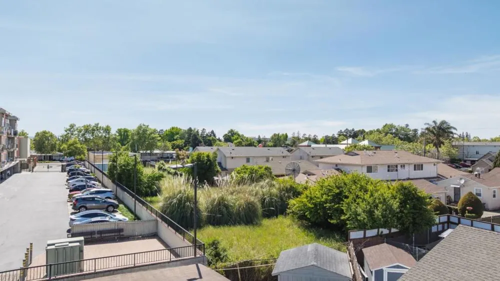 15950 E 14th Street San Leandro, CA 94578