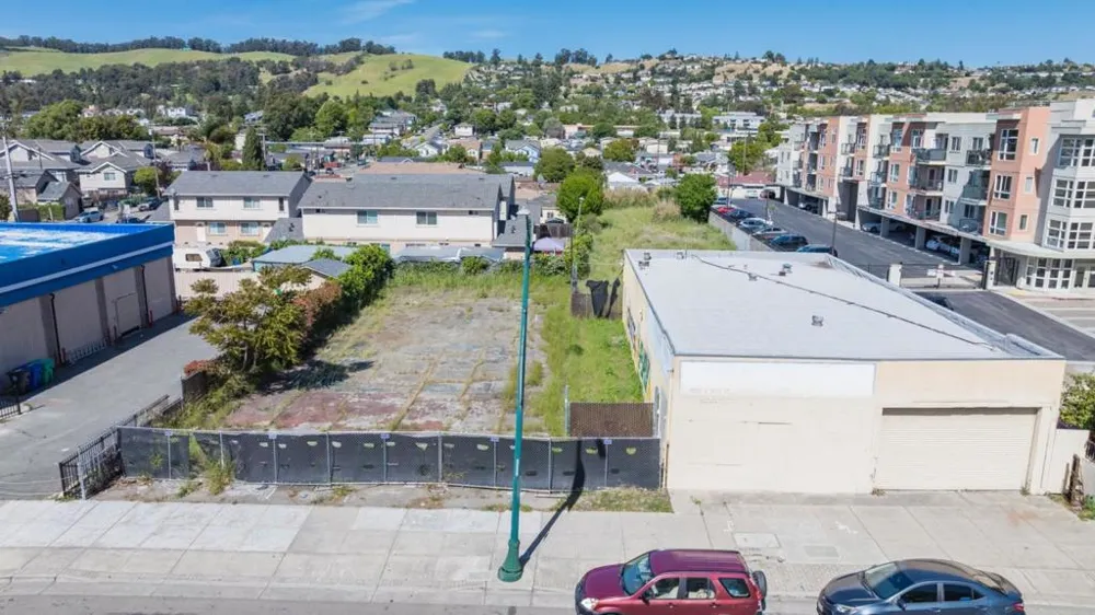 15950 E 14th Street San Leandro, CA 94578
