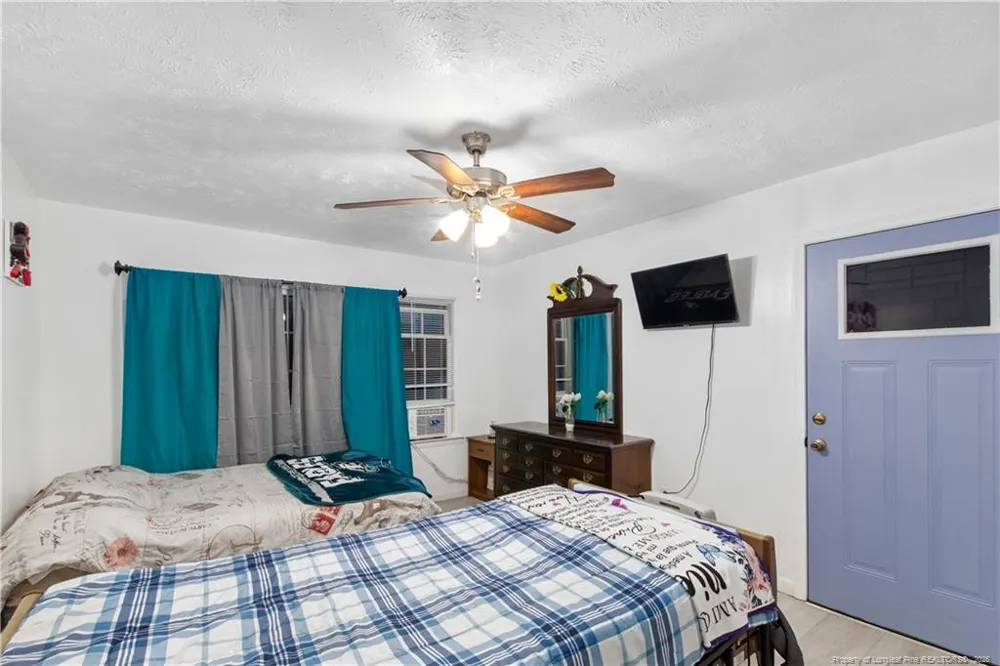 3643 Gloucester Drive Hope Mills, NC 28348