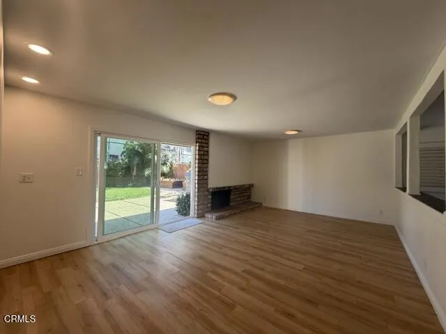 1094 Peninsula Ventura, CA 93001