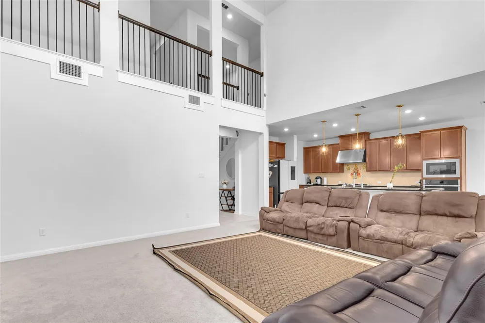 513 Jackson River Loop Kyle, TX 78640
