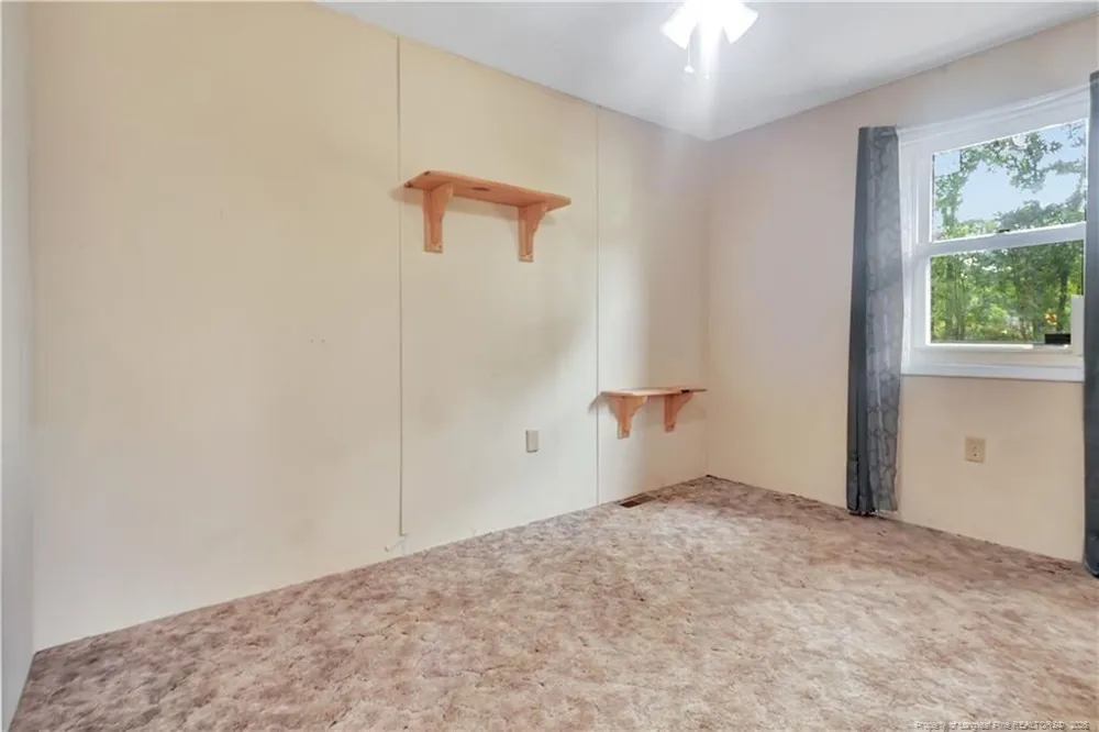 418 Anderson Road Linden, NC 28356