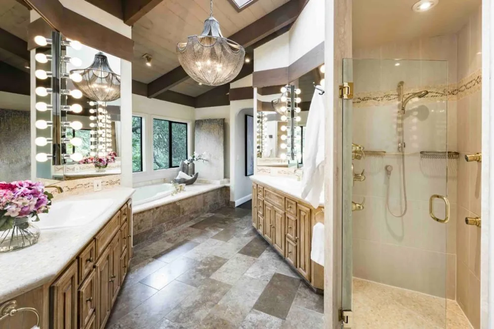 61 Oak Haven Way Woodside, CA 94062