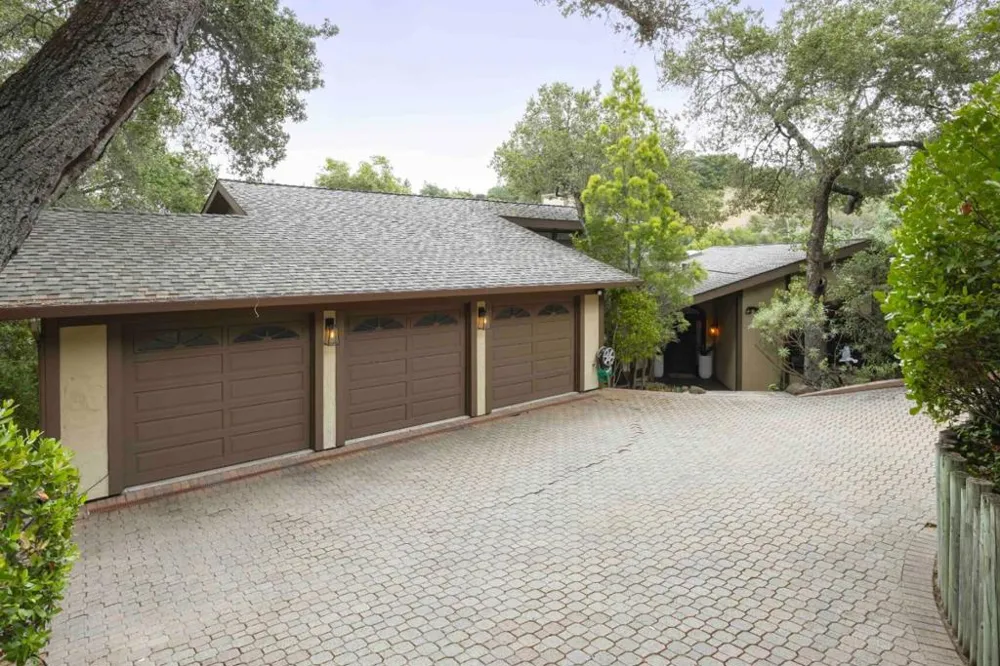 61 Oak Haven Way Woodside, CA 94062