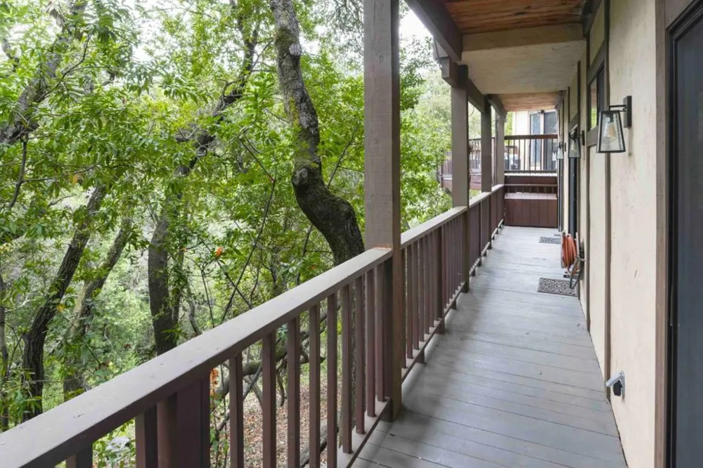61 Oak Haven Way Woodside, CA 94062