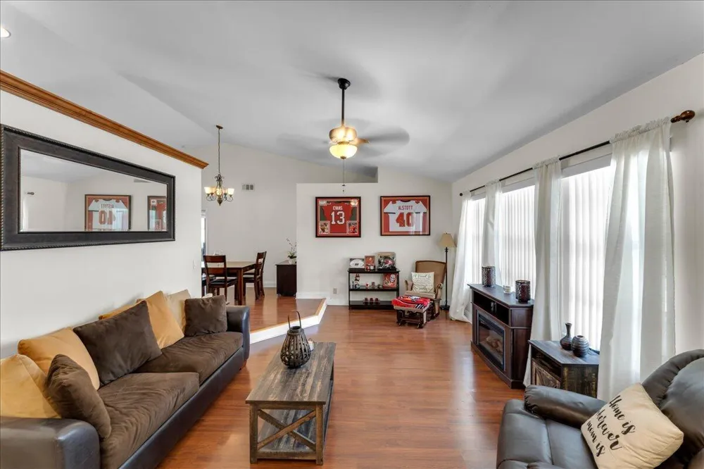 5345 NW 58th Terrace Coral Springs, FL 33067
