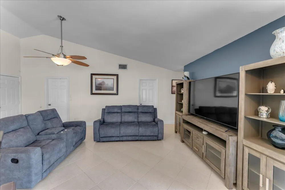 5345 NW 58th Terrace Coral Springs, FL 33067