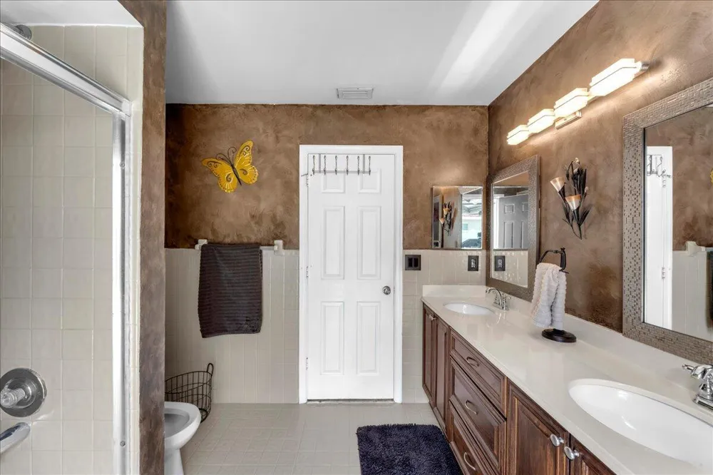 5345 NW 58th Terrace Coral Springs, FL 33067