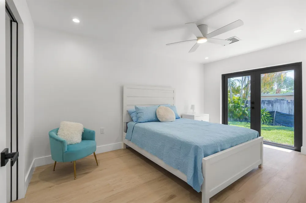 303 DE CARIE STREET #303 Delray Beach, FL 33444