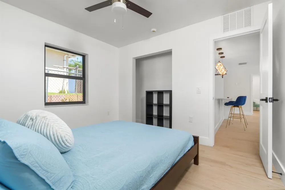 303 DE CARIE STREET #303 Delray Beach, FL 33444