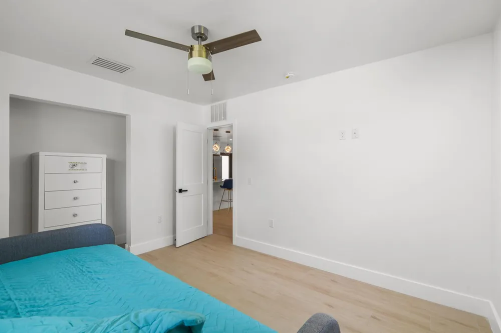 303 DE CARIE STREET #303 Delray Beach, FL 33444