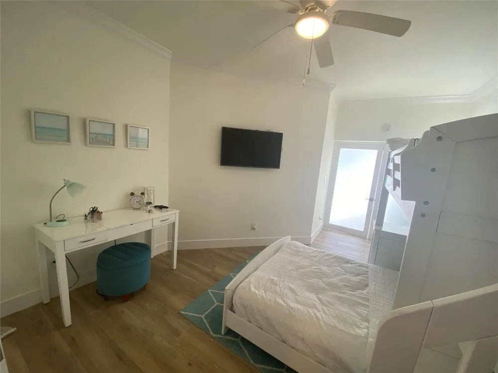 2286 ANCHORAGE LANE #A Naples, FL 34104