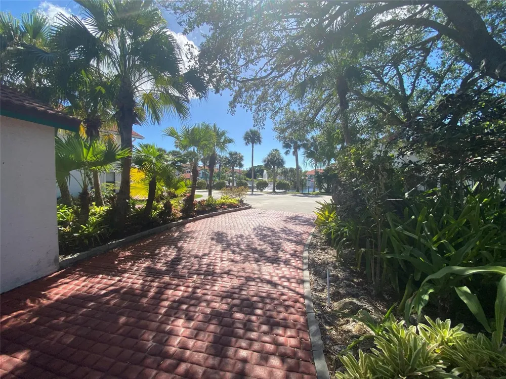2286 ANCHORAGE LANE #A Naples, FL 34104