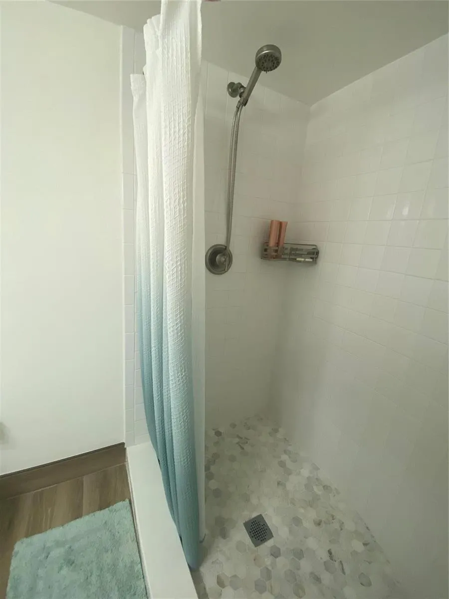 2286 ANCHORAGE LANE #A Naples, FL 34104