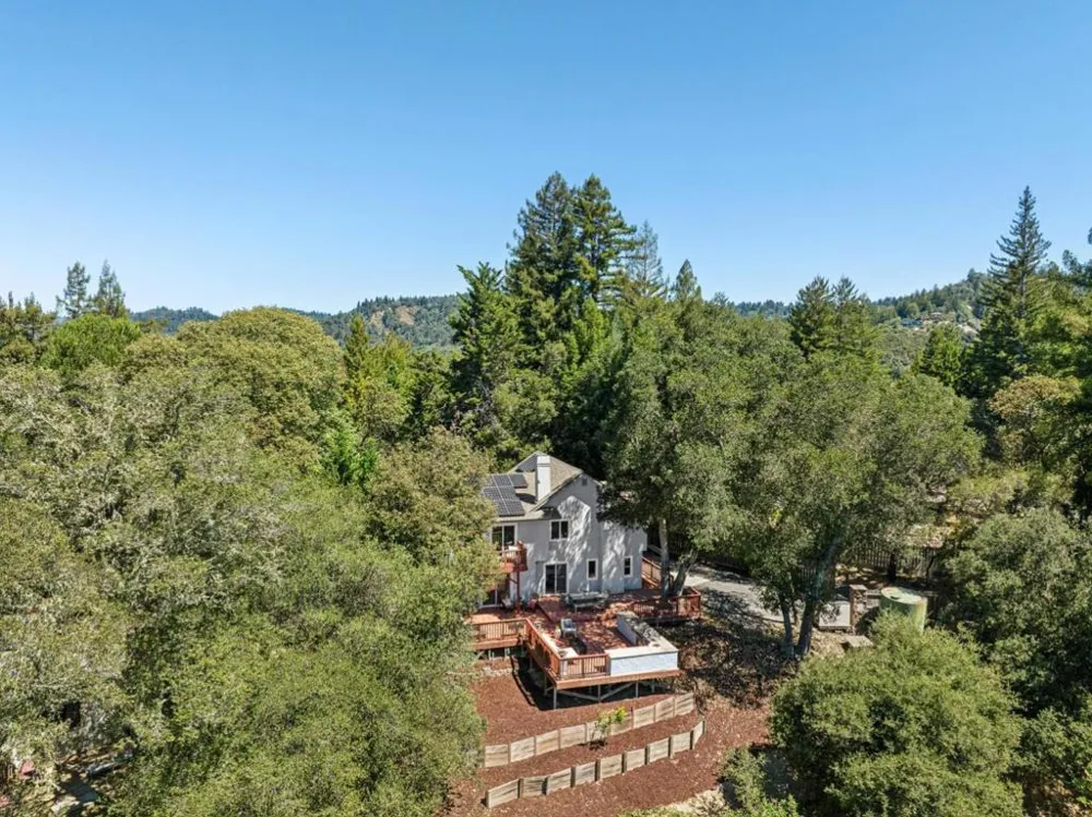 23758 Hutchinson Road Los Gatos, CA 95033