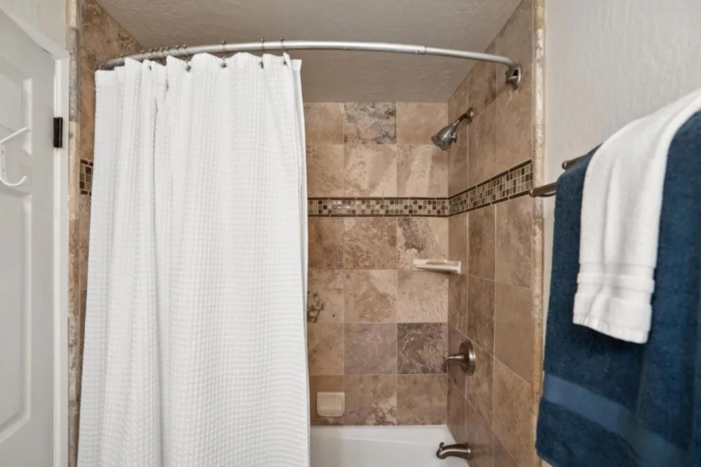 23758 Hutchinson Road Los Gatos, CA 95033