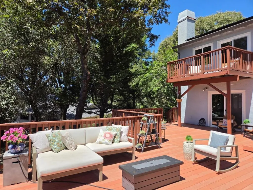 23758 Hutchinson Road Los Gatos, CA 95033
