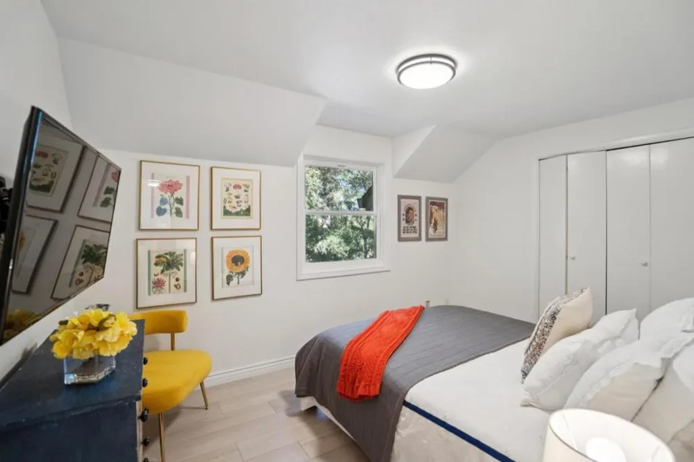 23758 Hutchinson Road Los Gatos, CA 95033
