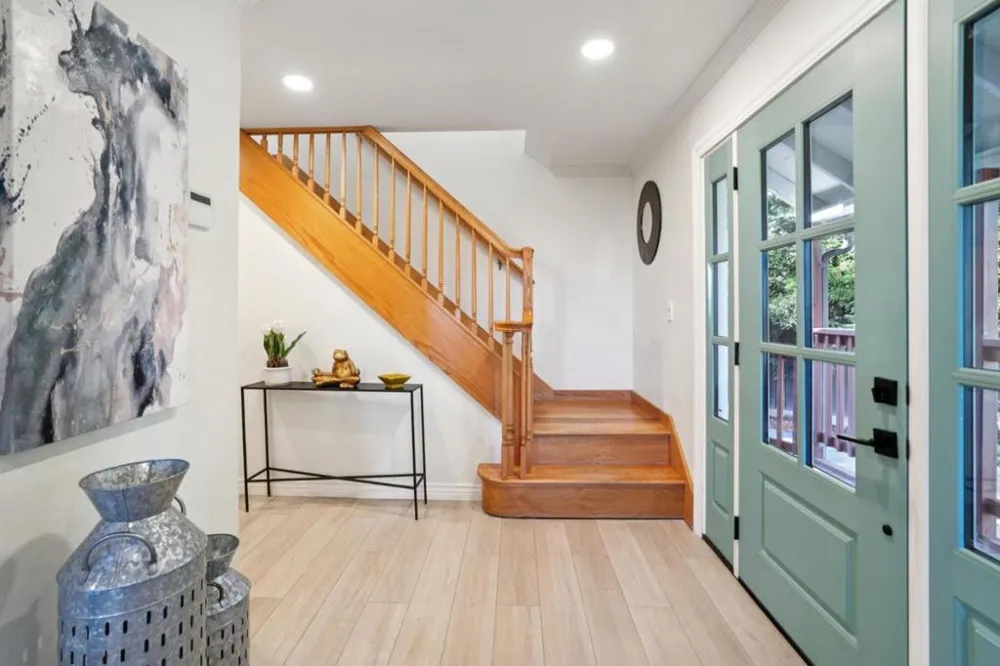 23758 Hutchinson Road Los Gatos, CA 95033