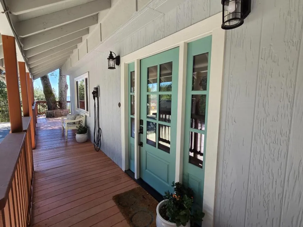 23758 Hutchinson Road Los Gatos, CA 95033