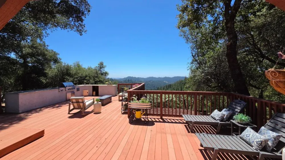 23758 Hutchinson Road Los Gatos, CA 95033