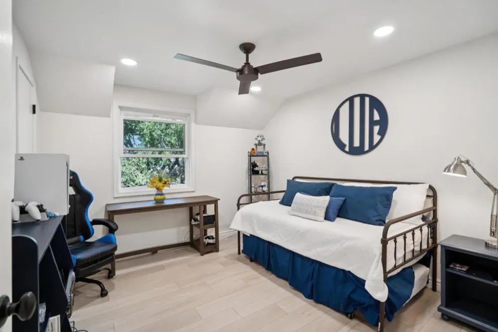 23758 Hutchinson Road Los Gatos, CA 95033