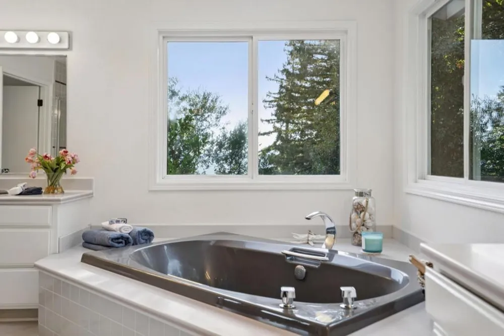 23758 Hutchinson Road Los Gatos, CA 95033