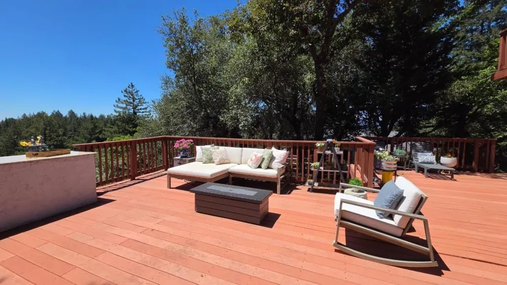 23758 Hutchinson Road Los Gatos, CA 95033