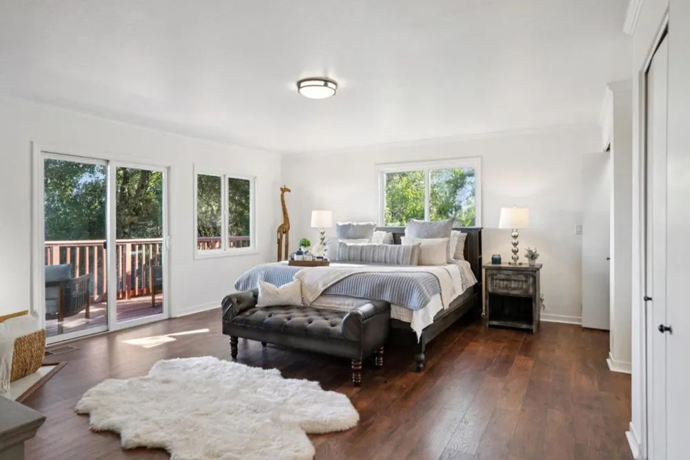 23758 Hutchinson Road Los Gatos, CA 95033