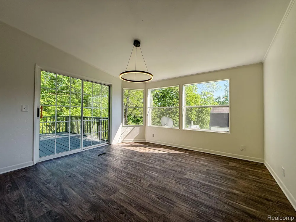 11600 Bay Drive Tyrone Township, MI 48430