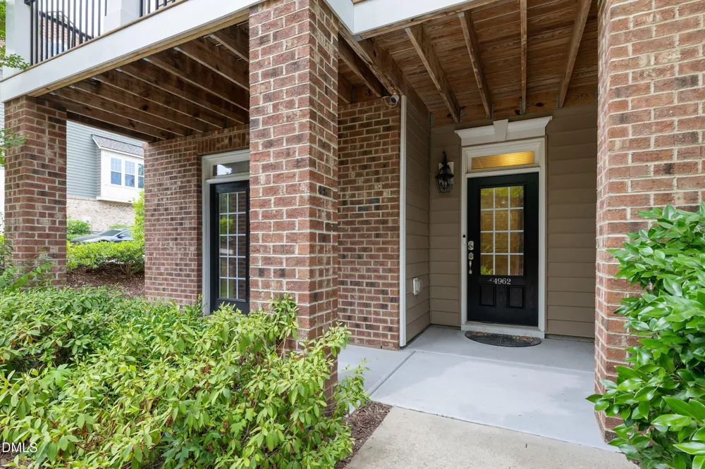 4962 Highcroft Drive Cary, NC 27519