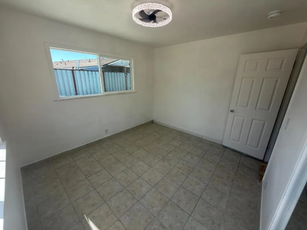 1040 Central Avenue Hollister, CA 95023