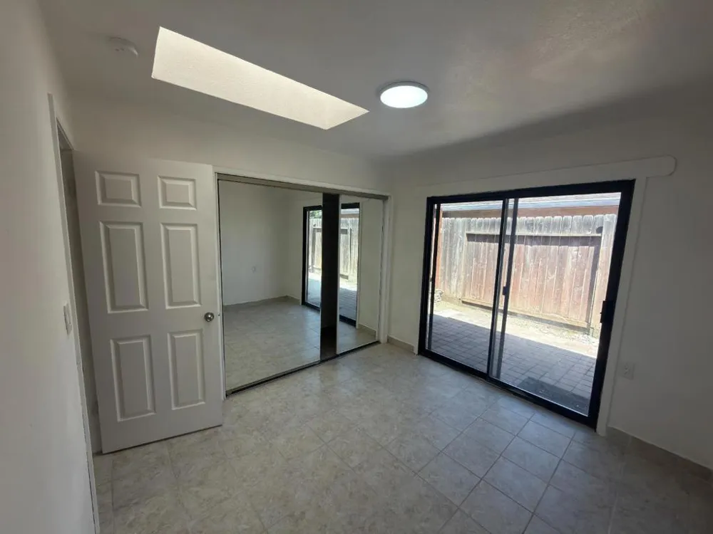 1040 Central Avenue Hollister, CA 95023