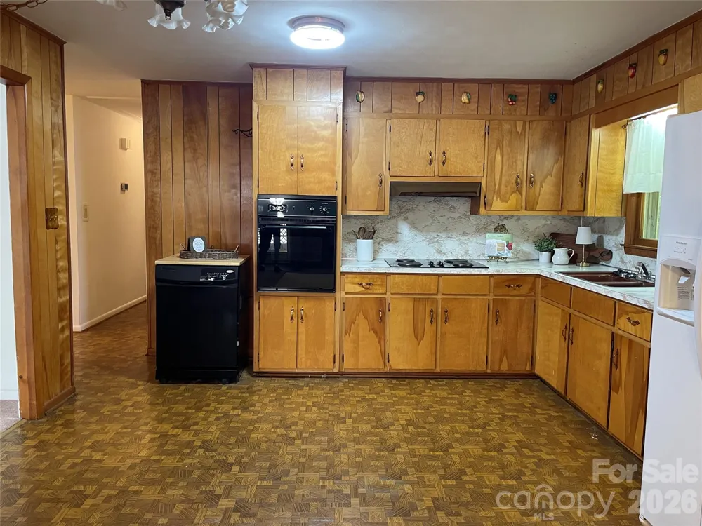 3209 Greenwood Park Circle Albemarle, NC 28001