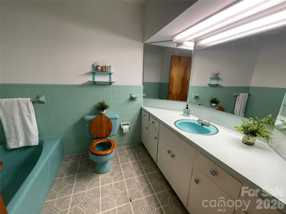3209 Greenwood Park Circle Albemarle, NC 28001