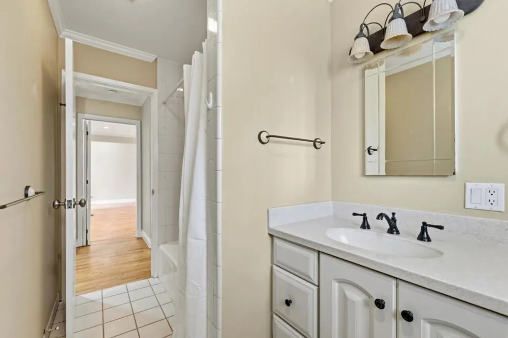 2160 David Avenue Monterey, CA 93940