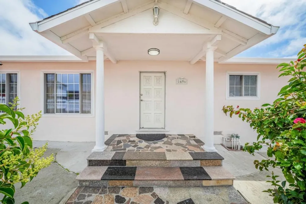 1696 Vallejo Street Seaside, CA 93955
