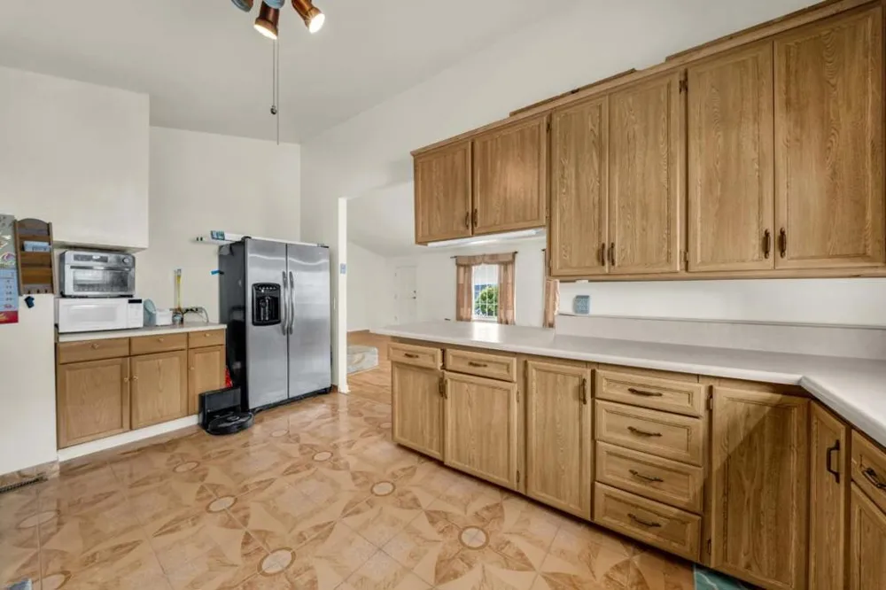 1696 Vallejo Street Seaside, CA 93955